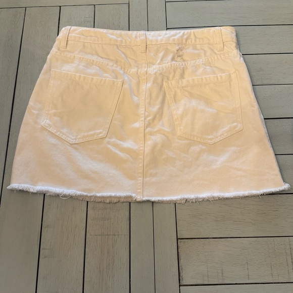 FREE PEOPLE | We the Free white denim jean skirt | Sz 30 Zip it up Mini - Picture 3 of 5